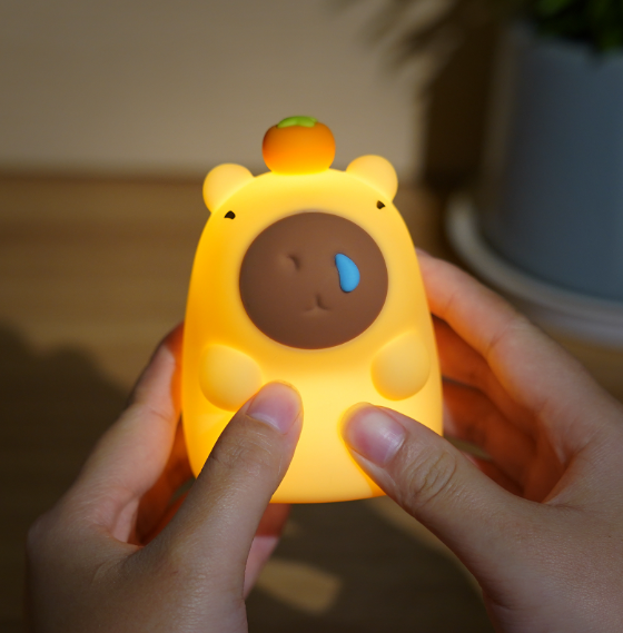 Lampara Capibara Detallada