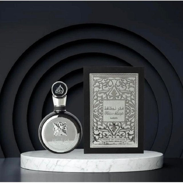 KIT 3 PERFUMES FAKCAR BLAKC ,CLUB THE NUIT URBAN ELIXIR ,BHARARA VIKING CAIRO
